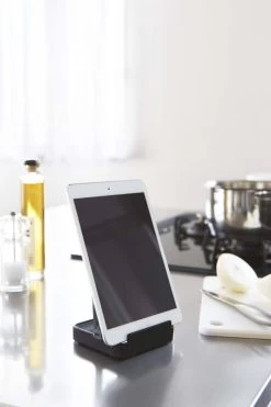 Yamazaki Ladle & Lid Standaard Staal Zwart -Boetiekwinkel voor keukengerei 2249 20bk 2003 1000x 1