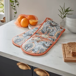 Ulster Weavers Cotswold Lange Pannenlap Oranje 6 Ulster Weavers Cotswold Lange Pannenlap Oranje -Boetiekwinkel voor keukengerei cotsworld double oven glove cameo klein 1