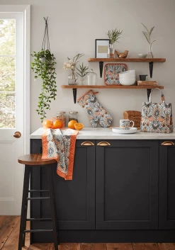 Ulster Weavers Cotswold Kleine Ovenwant Katoen Oranje 2 Stuks -Boetiekwinkel voor keukengerei cotsworld main klein 5