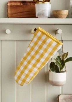 Ulster Weavers Gingham Yellow Ovenwant Katoen Geel -Boetiekwinkel voor keukengerei gingham karo ofenhandschuh2