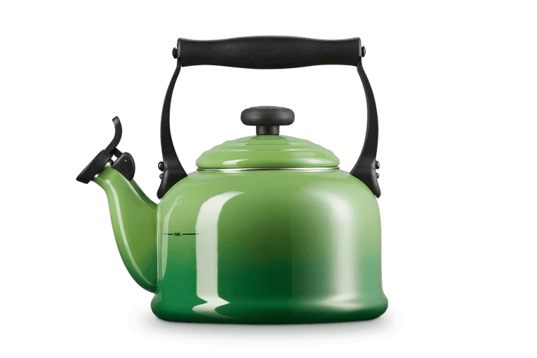 Le Creuset Tradition Fluitketel 2,1 Liter Staal Bamboo 4 Le Creuset Tradition Fluitketel 2,1 Liter Staal Bamboo - Afbeelding 2