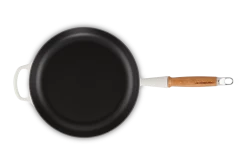 Le Creuset Koekenpan Rond Met Open Greep ø 28 Cm Gietijzer Meringue 9 Le Creuset Koekenpan Rond Met Open Greep ø 28 Cm Gietijzer Meringue -Boetiekwinkel voor keukengerei lc 20210721 hl ps fs 20258287160422 004 1