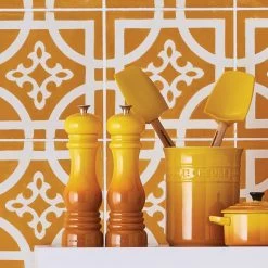 Le Creuset Zoutmolen 21 Cm Kunststof Nectar -Boetiekwinkel voor keukengerei le creuset zoutmolen pepermolen 21 cm kunststof nectar 2 1