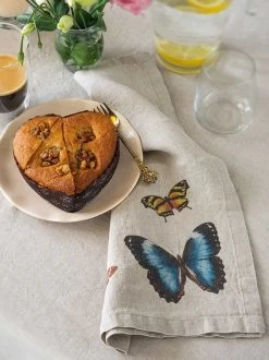 Oldenhof Flying Butterflies Servet 45 X 45 Cm Linnen 6 Stuks -Boetiekwinkel voor keukengerei linoroom napkins butterflies vertical lr 4