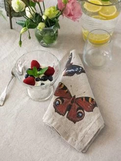 Oldenhof Flying Butterflies Servet 45 X 45 Cm Linnen 6 Stuks -Boetiekwinkel voor keukengerei linoroom napkins butterflies vertical lr 6