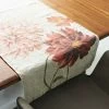 Oldenhof Dahlia Tafelloper 46 X 136 Cm Linnen -Boetiekwinkel voor keukengerei red floral modern table runner linoroom 8