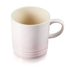 Le Creuset Mok 350 Ml Aardewerk Shell Pink -Boetiekwinkel voor keukengerei rs8849 lc 20190926 th ps 0311 scr